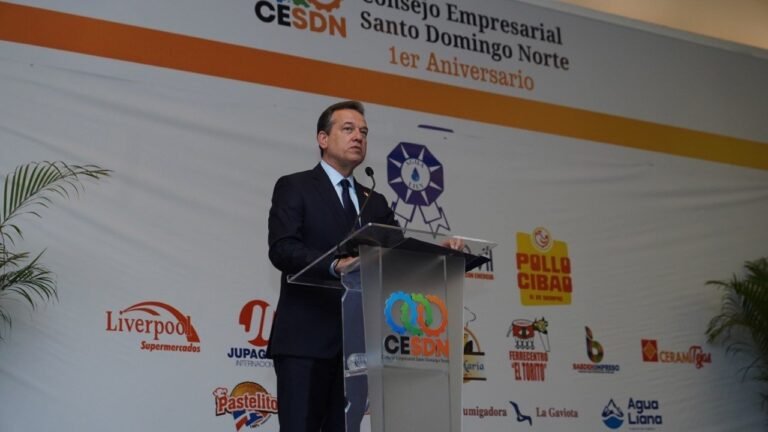 Consejo Empresarial SDN reconoce a Ito Bisonó por su liderazgo en la industria y mipymes