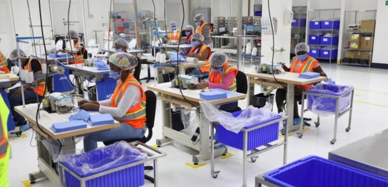 Sector zonas francas mantiene dinamismo y lidera exportaciones con 62 % del total en primer semestre de 2025