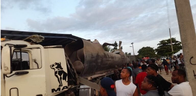 Muere tercera víctima de explosión en taller de Haina donde soldaban un camión de combustibles